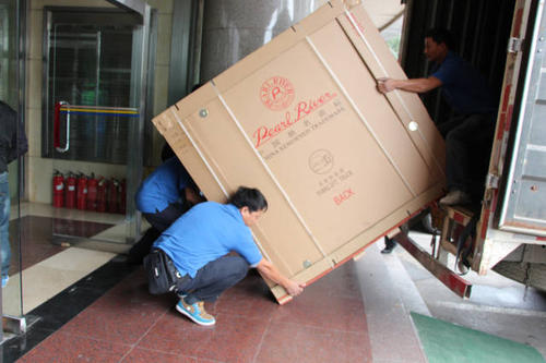 兴化钢琴贵重工艺品无忧运
